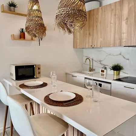 White Downtown Apartamento