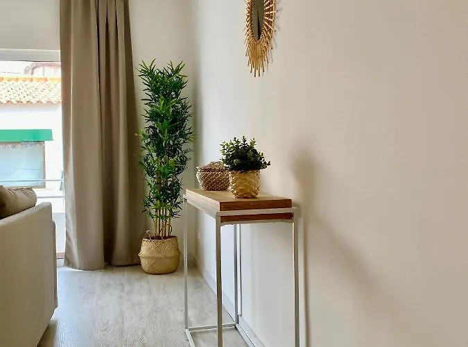 White Downtown * Albufeira