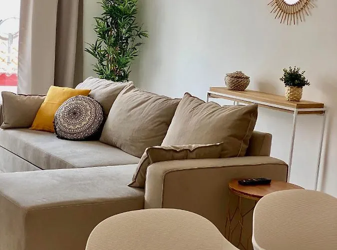 White Downtown Apartamento *