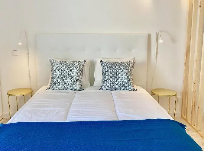 White Downtown Albufeira