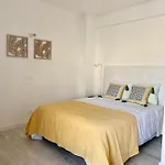 White Downtown Apartmán Albufeira
