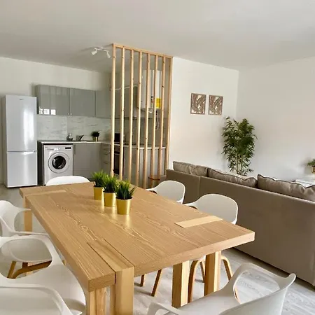 Apartman White Downtown *