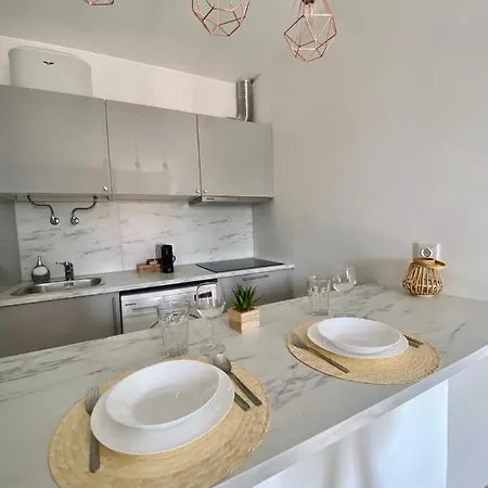 White Downtown * Albufeira