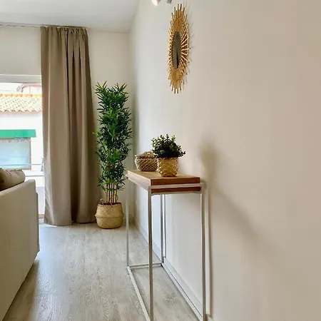 White Downtown * Albufeira