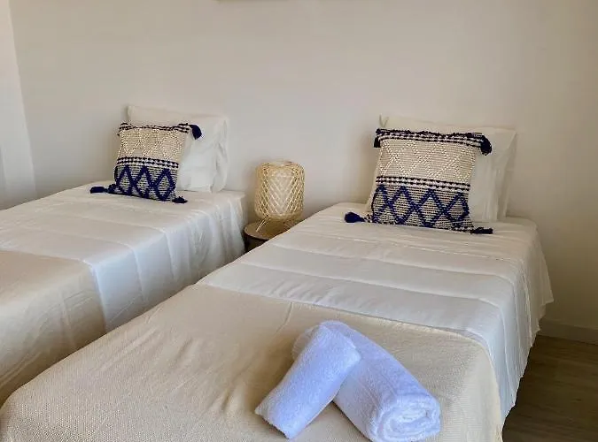 White Downtown אלבופיירה